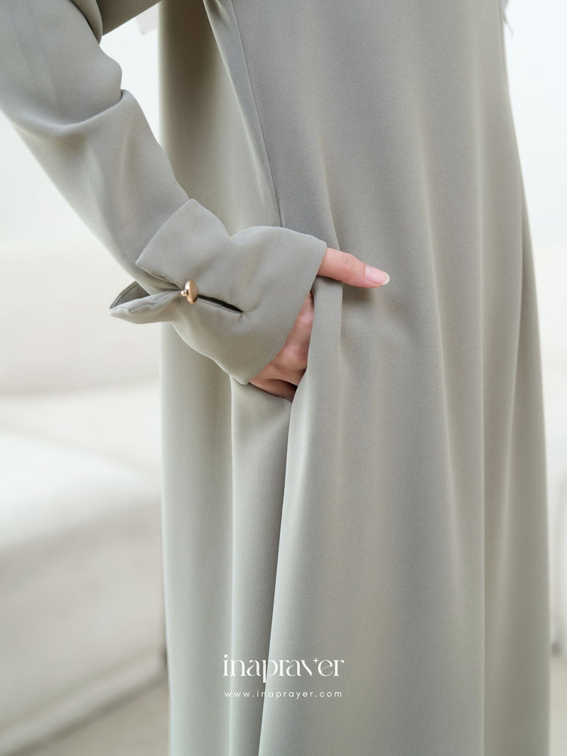 Smokey Taupe LUMÉRA DRESS Umroh / Hajj