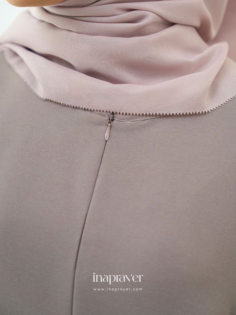 Truffle Sand LUMÉRA DRESS Umroh / Hajj